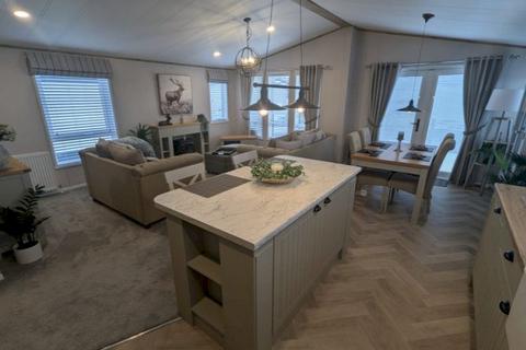 2 bedroom lodge for sale, Two Bed Atlas Debonair (40x20) Poulton Plaiz Leisure Park, Poulton-le-Fylde FY6