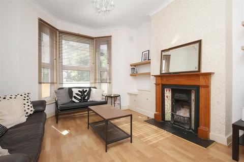 1 bedroom flat to rent, Evershot Road, Finsbury Park