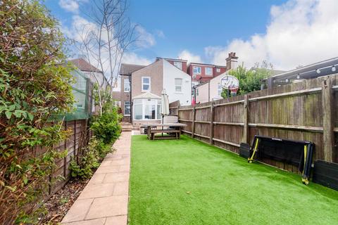 3 bedroom end of terrace house for sale, Springhead Road, Northfleet, Gravesend, Kent