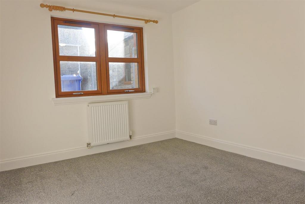 Ground floor bedroom study