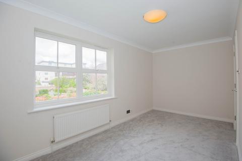 1 bedroom apartment to rent, Tersha Street, Richmond, TW9