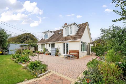 4 bedroom detached house for sale, Helston TR13