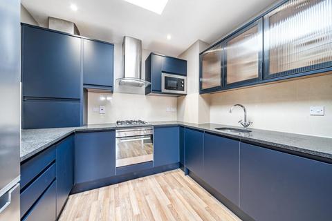 3 bedroom flat for sale, Lambert Road, Brixton