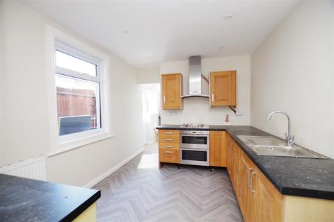 3 bedroom terraced house for sale, Birch Street, Swindon SN1