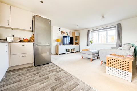 2 bedroom house for sale, Wood Street, Patchway, Bristol, Gloucestershire, BS34