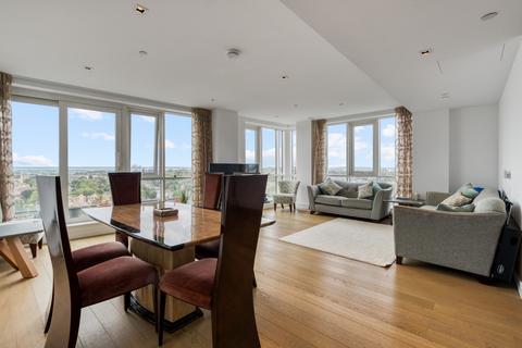 3 bedroom flat for sale, Skyline House, London W5