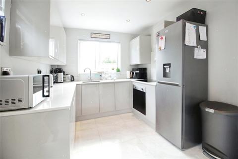 4 bedroom detached house to rent, Emanuel Road, Langdon Hills, Basildon, Essex, SS16