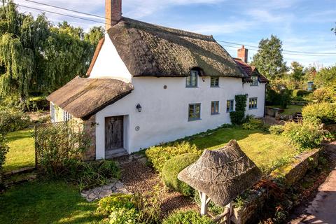 4 bedroom detached house for sale, Trull, Taunton