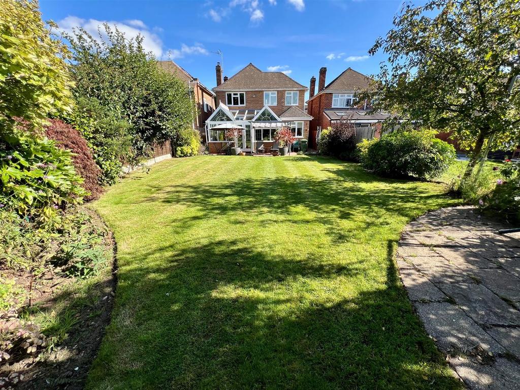 Delightgul rear garden