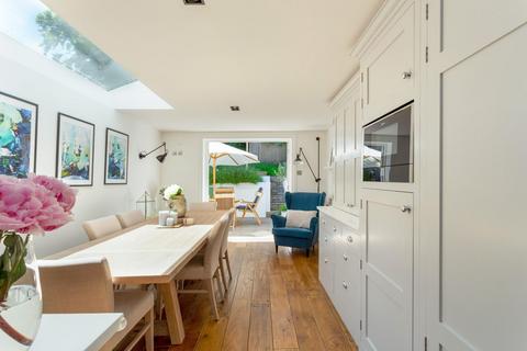 21 Addison Road, Guildford, GU1 3QQ