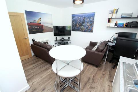 1 bedroom flat to rent, Porters Wood House, Porters Wood, St. Albans