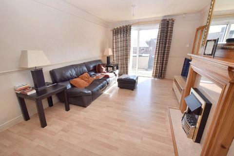 3 bedroom semi-detached house for sale, Whincover Mount, Leeds, West Yorkshire