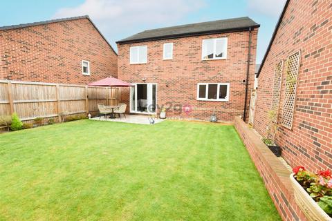 4 bedroom detached house for sale, Davy Grove, Halfway, Sheffield, S20