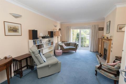 3 bedroom semi-detached house for sale, The Fairway, Brunton Park, Newcastle Upon Tyne