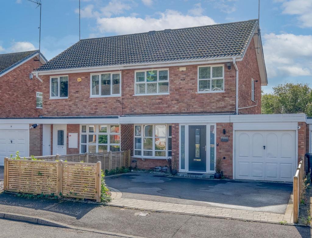 Matchborough Munsley Close, Matchborough East... 3 bed semi-detached house - £300,000