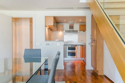 2 bedroom flat for sale, Discovery Dock East, Canary Wharf, London, E14