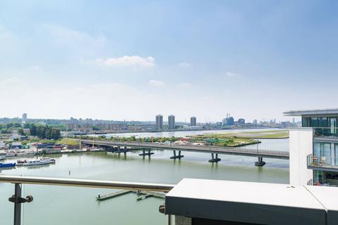 3 bedroom flat for sale, The Mast, Royal Docks, London, E16