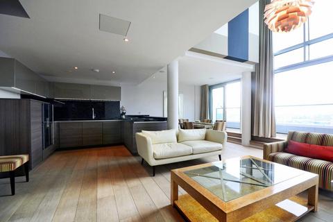 2 bedroom flat for sale, Baltimore Wharf, Canary Wharf, London, E14