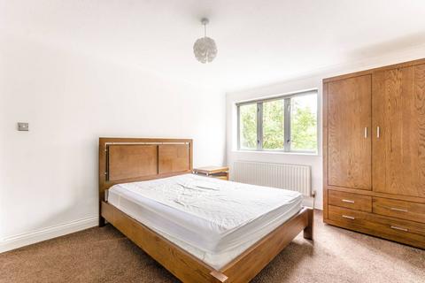 1 bedroom flat for sale, Compass Point, Docklands, London, E14