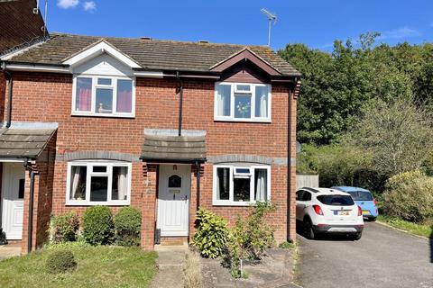 2 bedroom end of terrace house for sale, Ripley Road, Willesborough