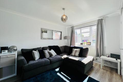 2 bedroom end of terrace house for sale, Ripley Road, Willesborough