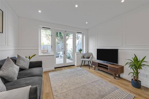 2 bedroom flat for sale, Stephendale Road, Fulham, London, SW6