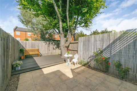 23a Stephendale Road, London, SW6 2LT