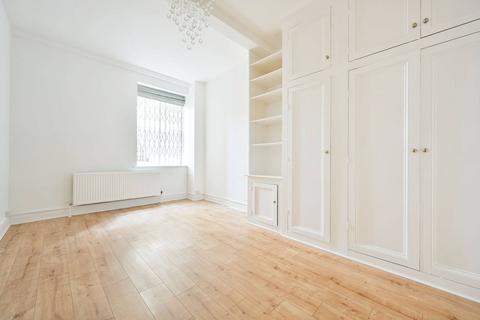 2 bedroom flat for sale, Nevern Square, Earls Court, London, SW5