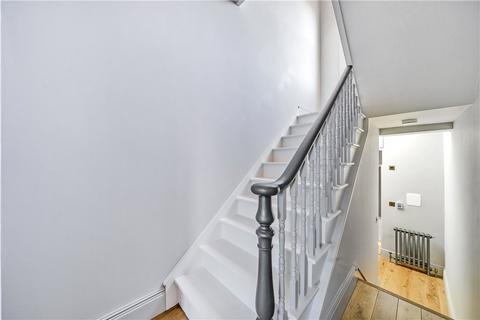 4 bedroom terraced house for sale, Cardwell Road, London