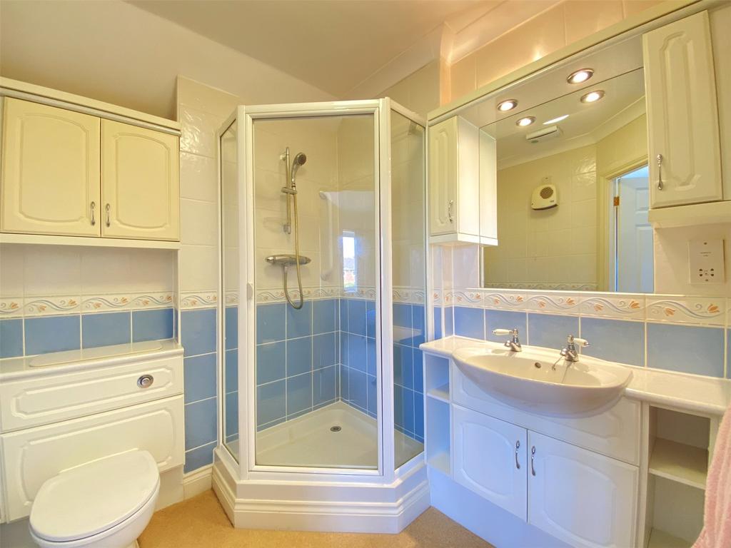 Ensuite