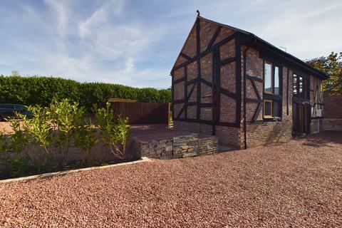 3 bedroom barn conversion to rent, The Barn, Highleadon