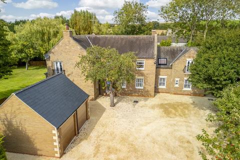 5 bedroom detached house for sale, Granary Court, Grantham NG32