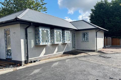 2 bedroom detached bungalow for sale, Spies Gardens, Halesowen