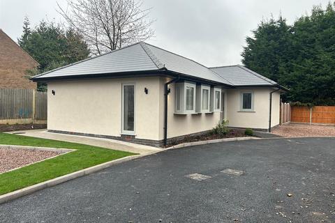 2 bedroom detached bungalow for sale, Spies Gardens, Halesowen