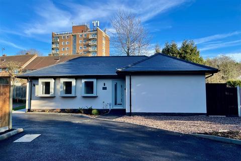 2 bedroom detached bungalow for sale, Spies Gardens, Halesowen