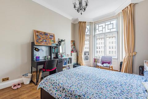 Flat 1l, Portman Mansions Chiltern Street, London, W1U 5AJ