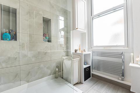 Flat 1l, Portman Mansions Chiltern Street, London, W1U 5AJ