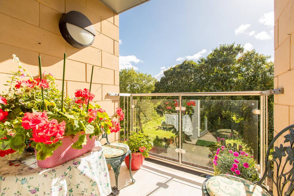 Property Image 4