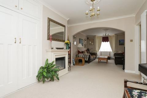 16 Westfield Road, Birchington, CT7 9RW