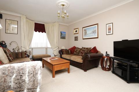 16 Westfield Road, Birchington, CT7 9RW