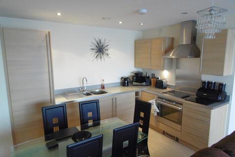 2 bedroom apartment for sale, Duncansby House, Ferry Court, Cardiff, South Glamorgan, CF11