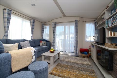 2 bedroom park home for sale, Shorefield, Near Milford On Sea, Hampshire, SO41