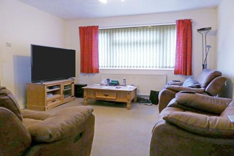 3 bedroom end of terrace house for sale, Danesmoor, Banbury