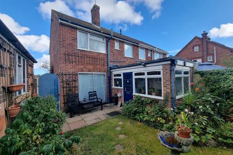 3 bedroom semi-detached house for sale, Burgh Road, Gorleston