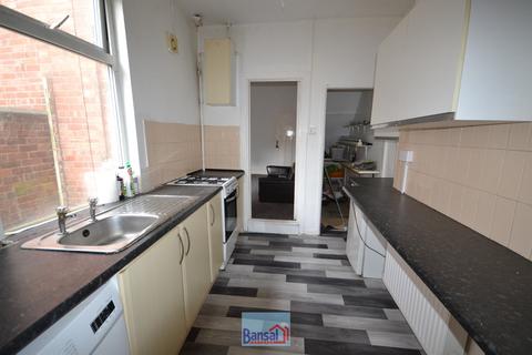 5 bedroom terraced house to rent, Brunswick Road, CV1