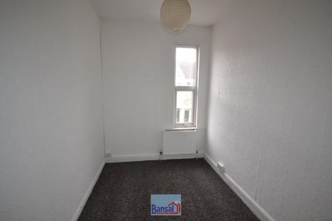 5 bedroom terraced house to rent, Brunswick Road, CV1