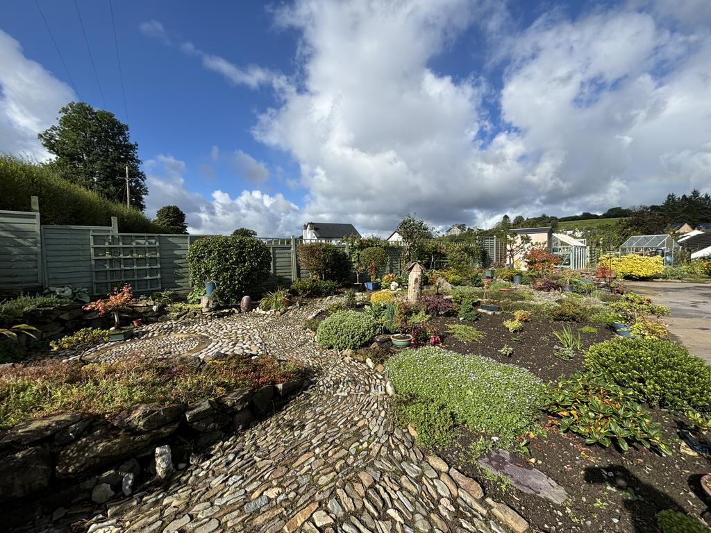 Japanese stroll garden (second image)