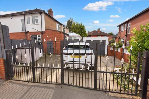 384 Broad Lane, Leeds, LS13 2HS