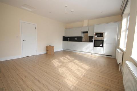 1 bedroom flat to rent, Epsom Road, Guildford