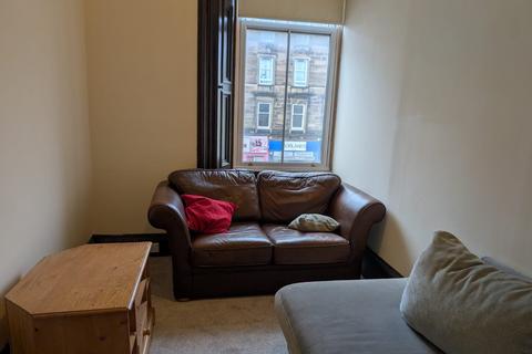 4 bedroom flat to rent, Brunswick Place, Edinburgh, EH7